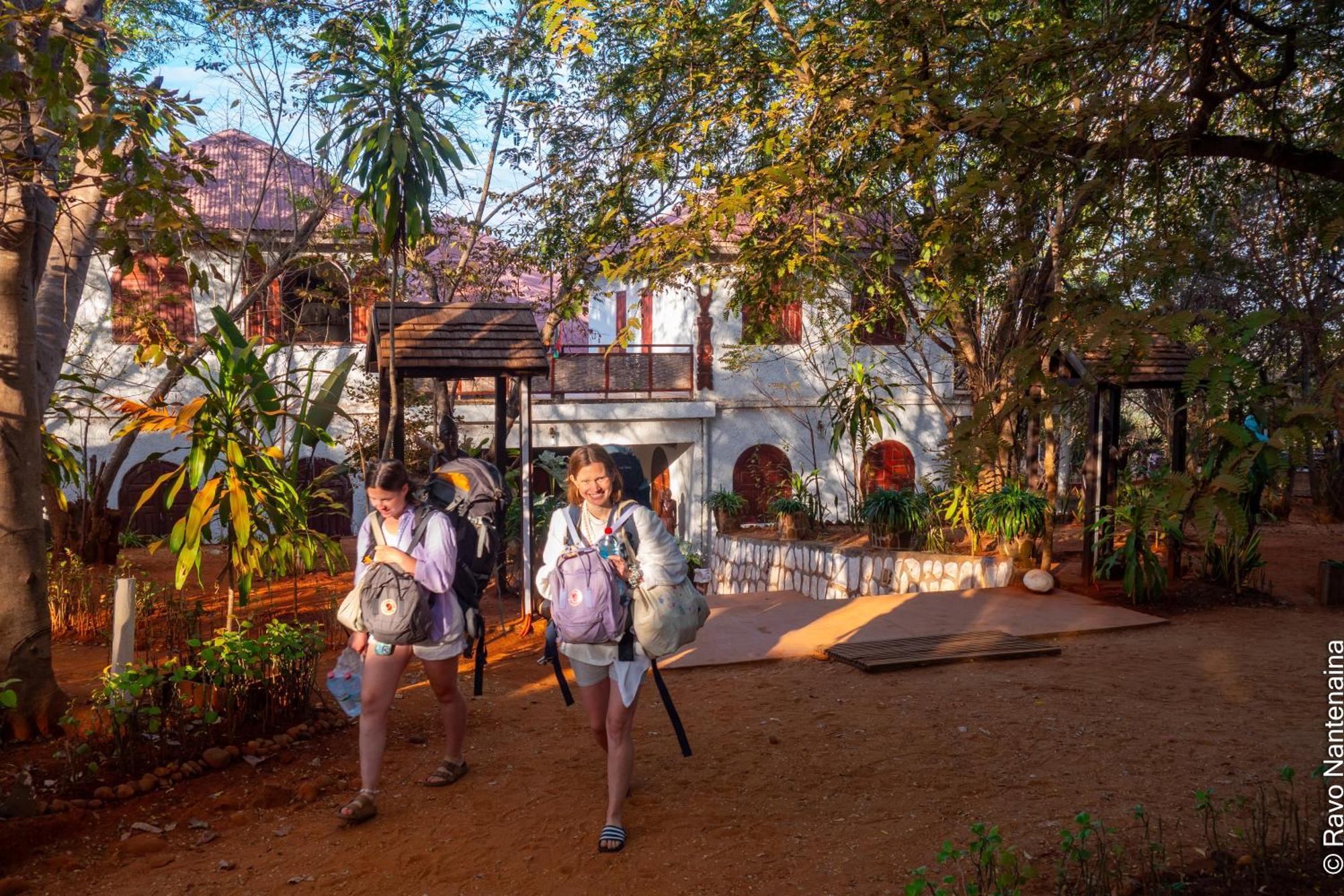 Hotel Olympe De Bemaraha Bekopaka Exterior foto